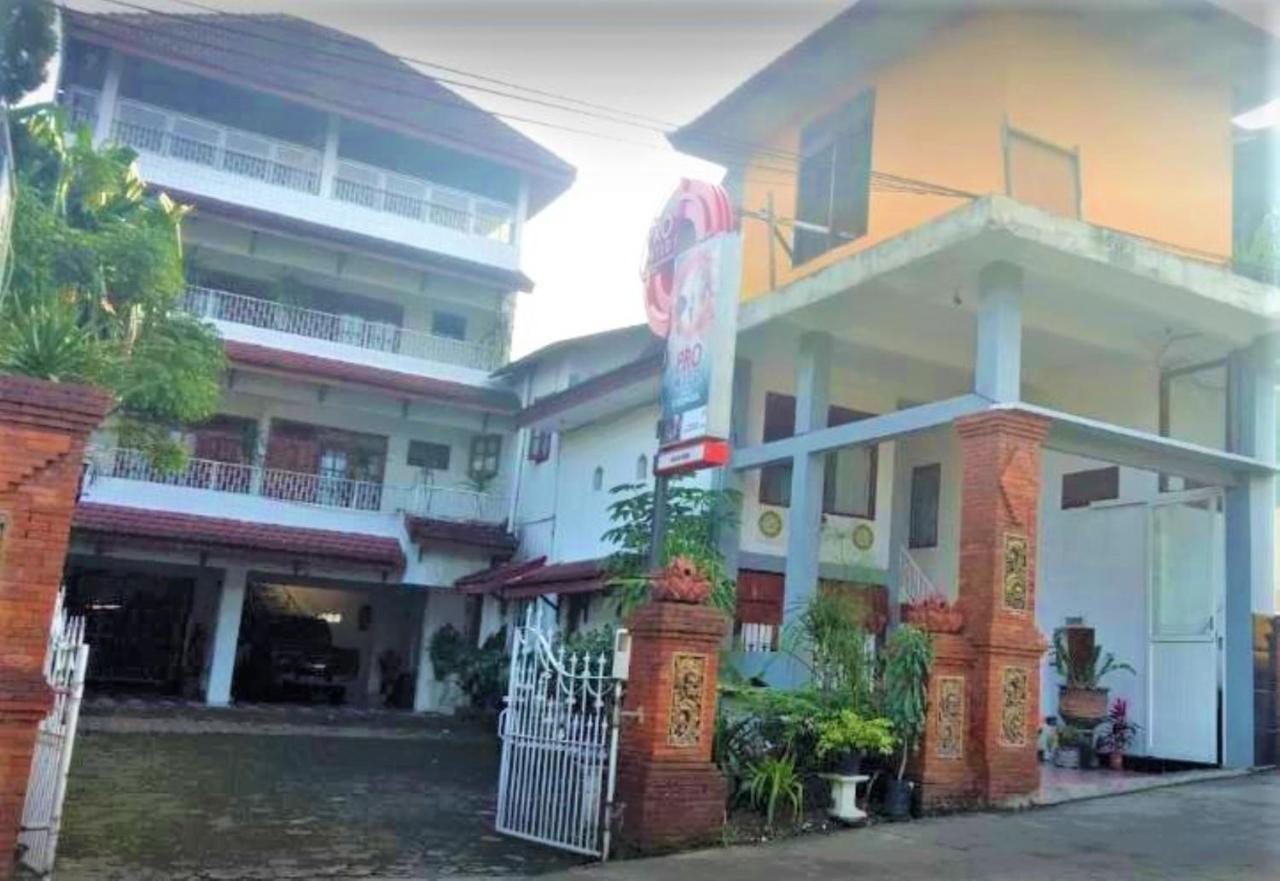 Wisma & Kantin Amanda Mojokerto Eksteriør bilde